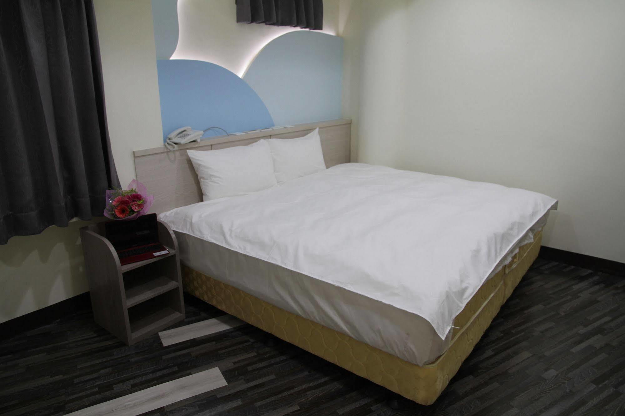 微旅時尚旅店 Hotel Douliu Exterior photo